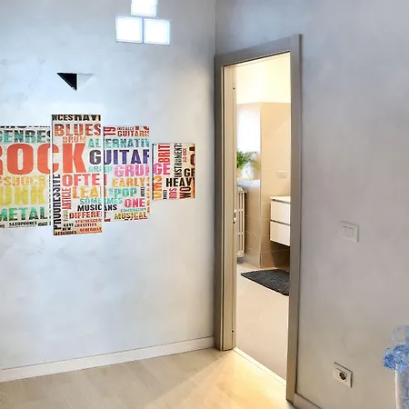 住宿加早餐酒店 Sanrock 3*