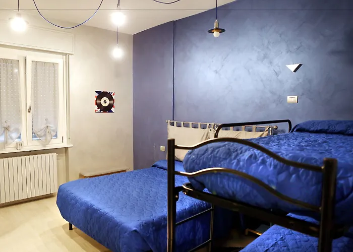 Couette-café Sanrock 3*